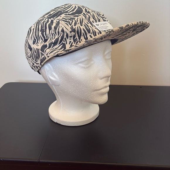 Flat Brim Adidas Originals Hat - Picture 7 of 7